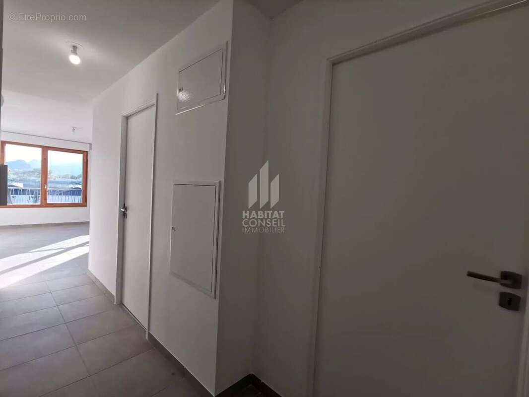Appartement à LE PONT-DE-CLAIX