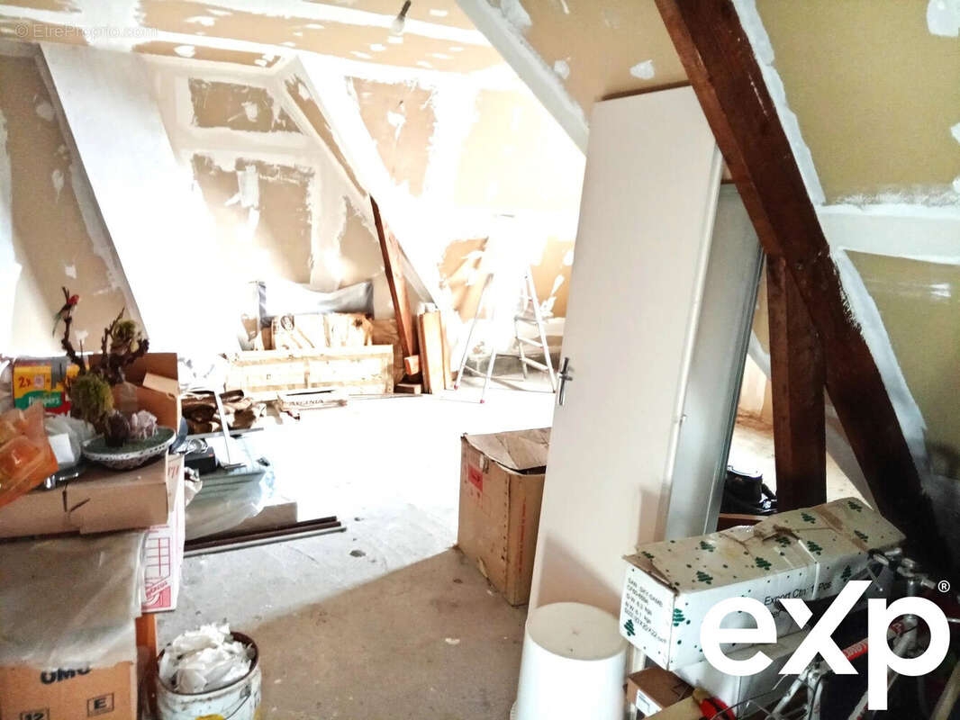 Maison à SAINT-GEREON