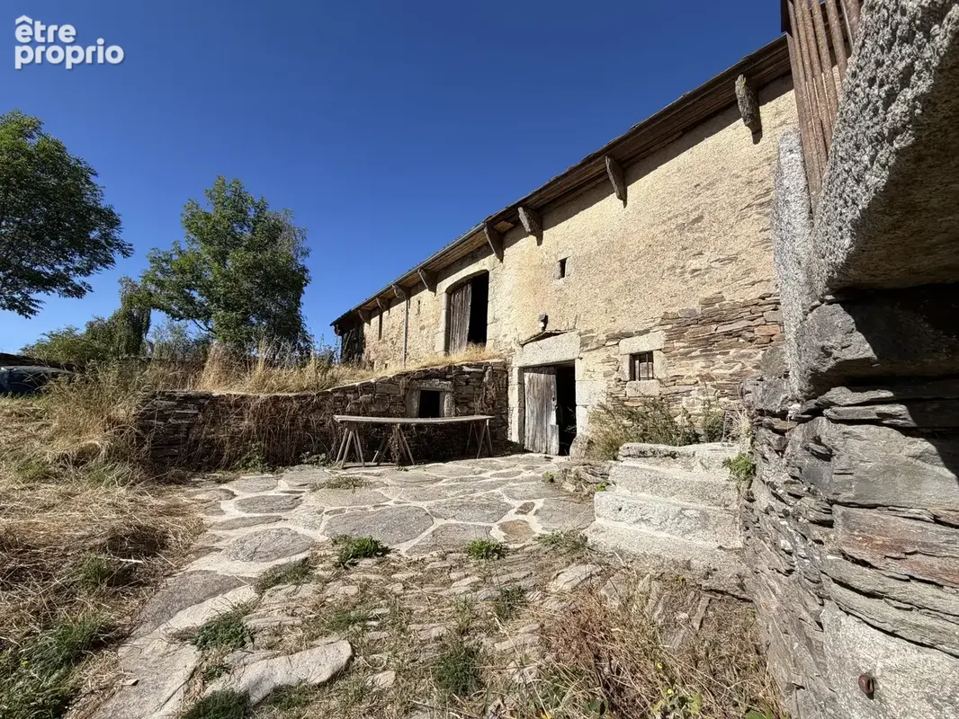 Corps de ferme - margeride - photo 7