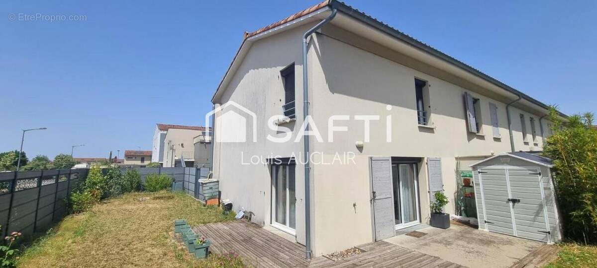 Photo 1 - Maison à LA SALVETAT-SAINT-GILLES