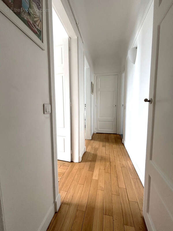Appartement à ENGHIEN-LES-BAINS