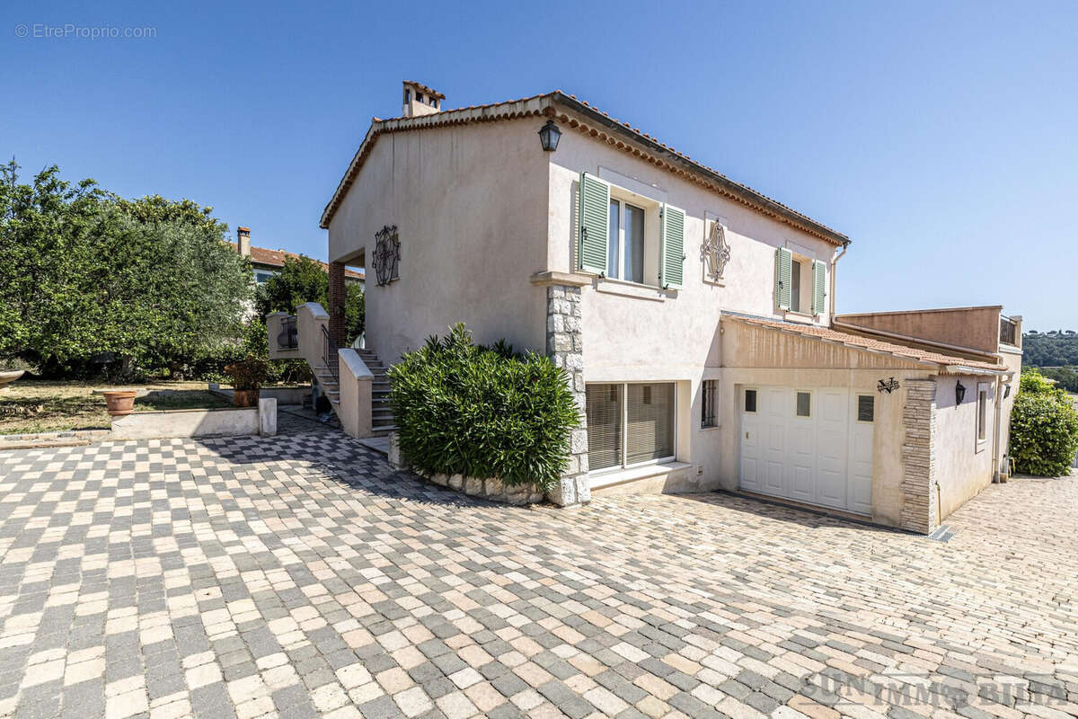 Maison à LA COLLE-SUR-LOUP
