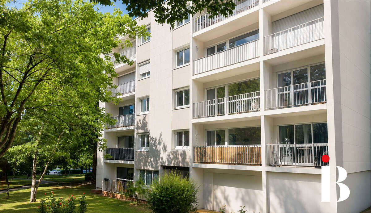 Appartement  84 m² - Balcon - photo 6