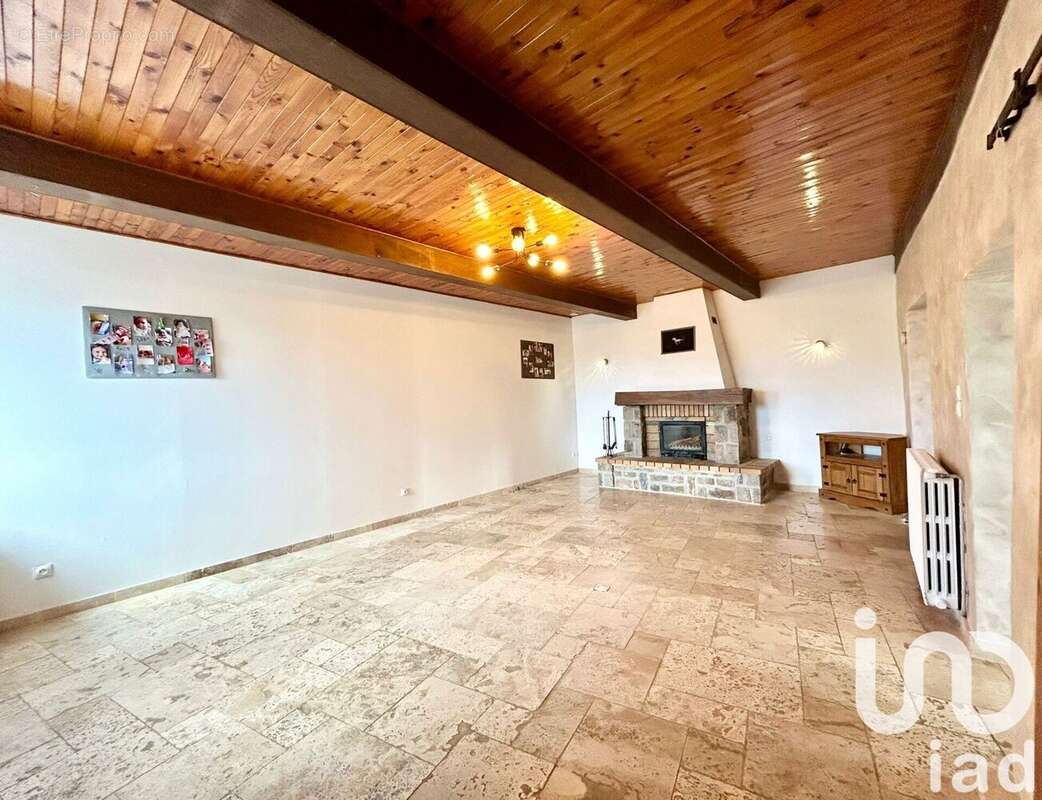 Photo 8 - Maison à VILLEVOCANCE