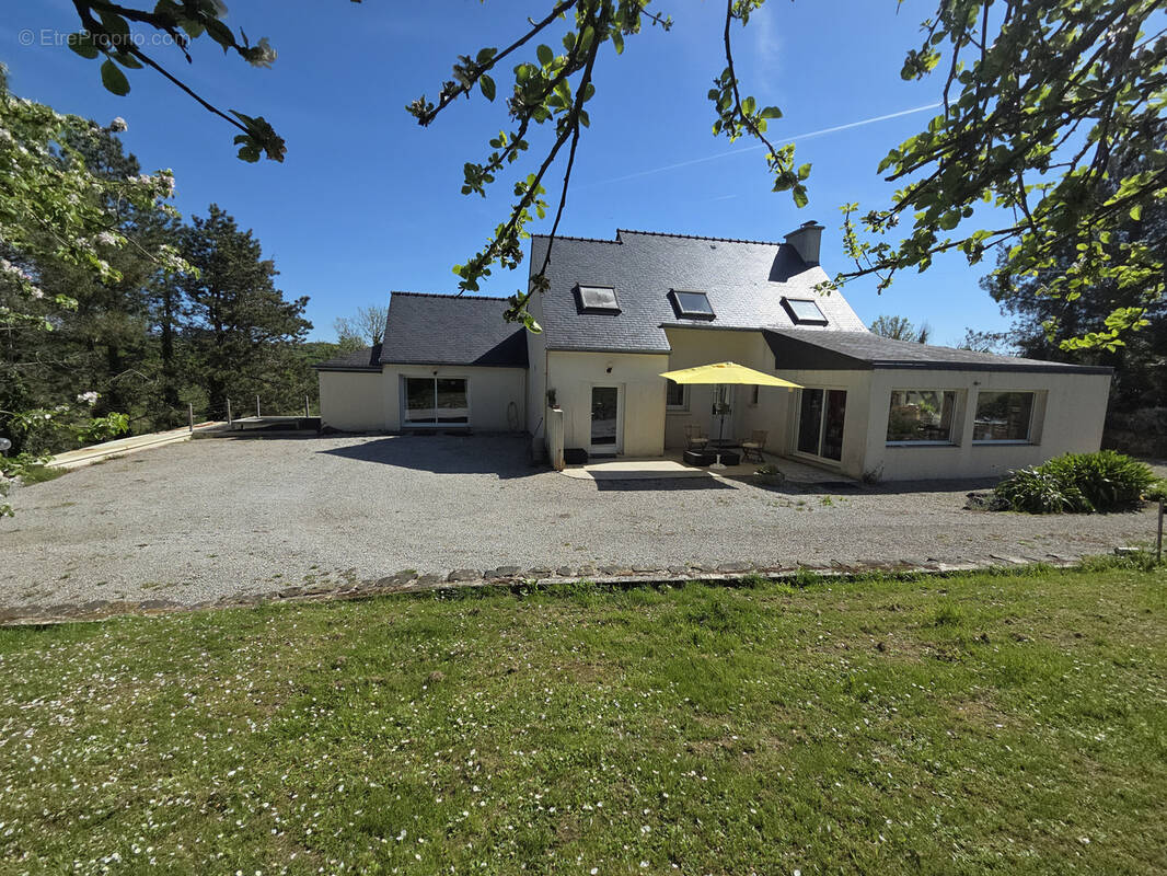 Maison à CAMARET-SUR-MER