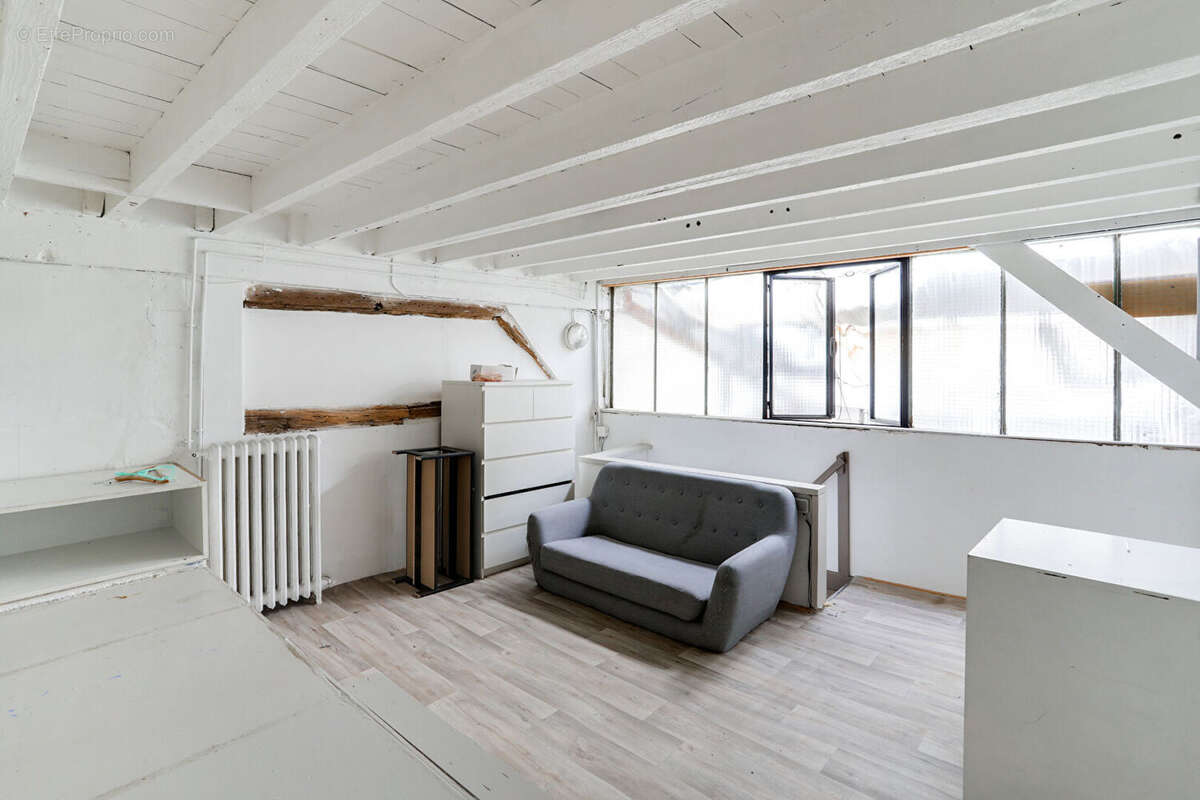 Commerce à PARIS-20E