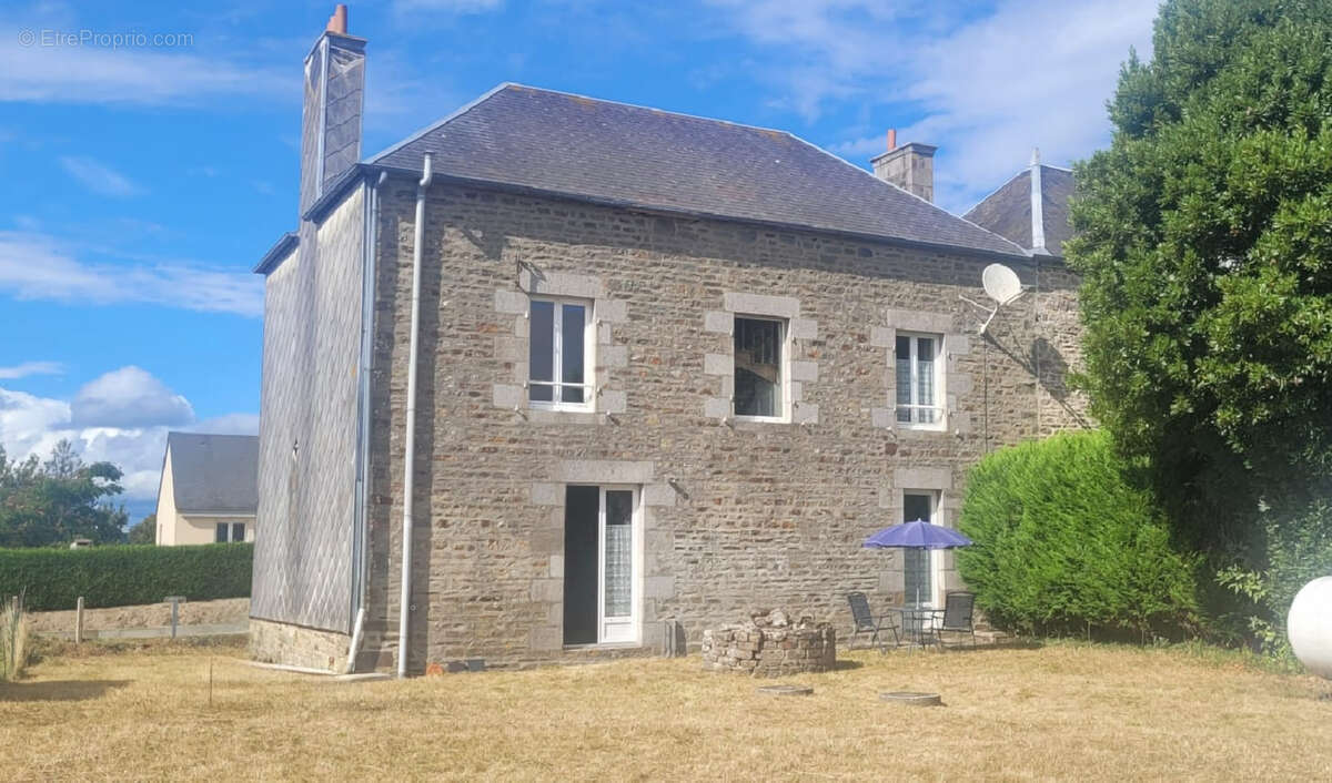 Maison à BEAUMESNIL