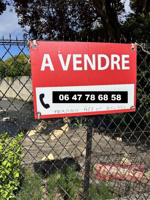 Terrain à PALAISEAU