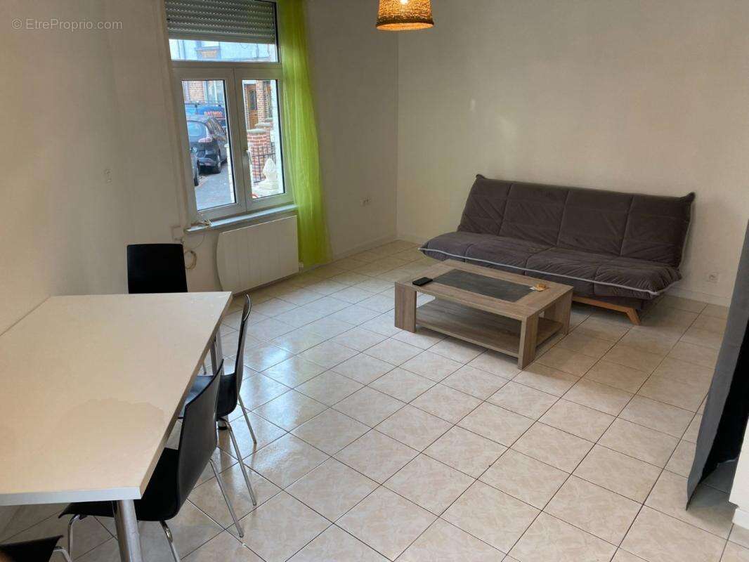 Appartement à MONS-EN-BAROEUL