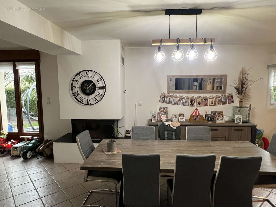 Maison à VOISCREVILLE