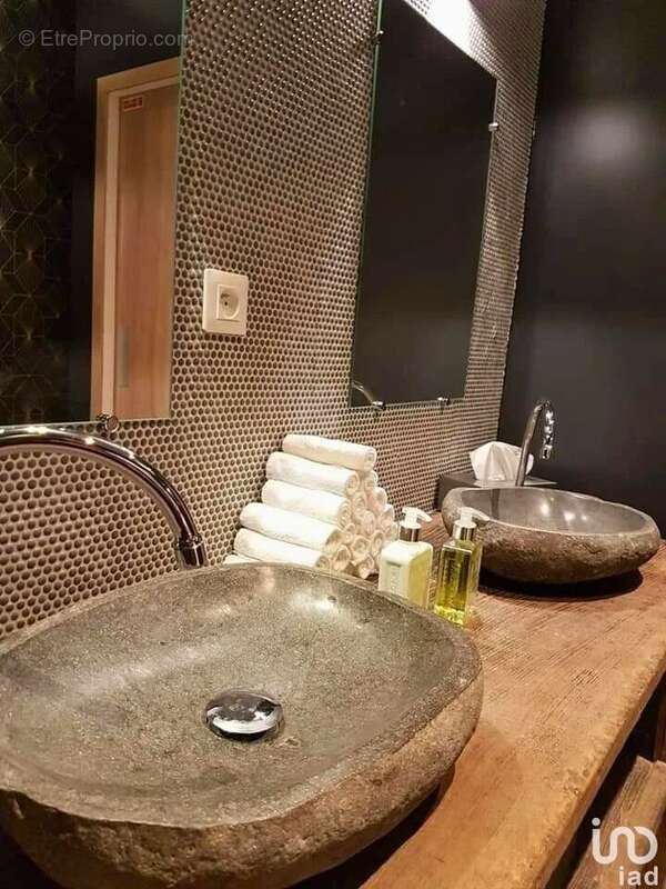 Photo 6 - Commerce à BURES-SUR-YVETTE