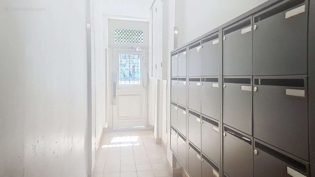 Appartement à PARIS-20E