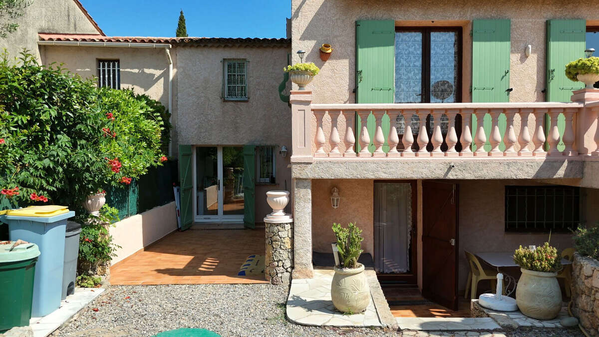 Maison à SAINT-RAPHAEL