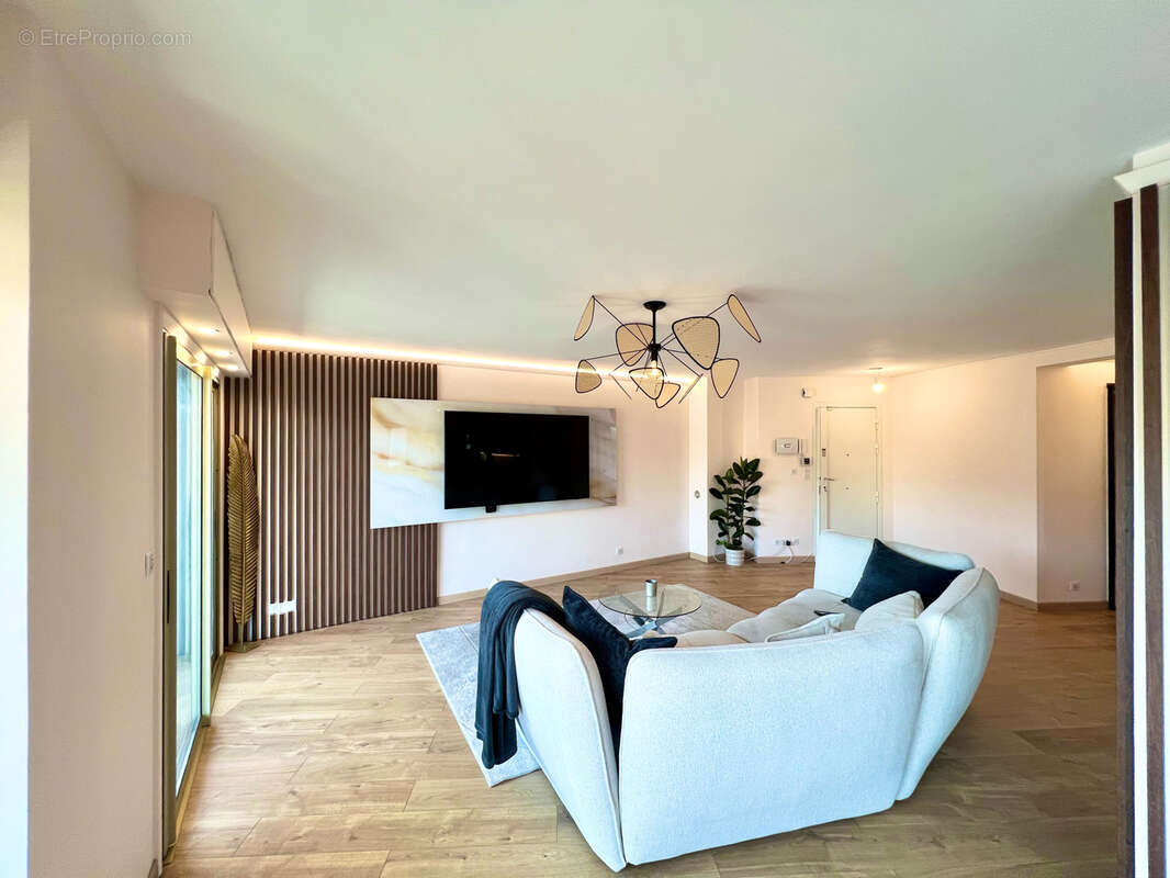 Appartement à LE CANNET