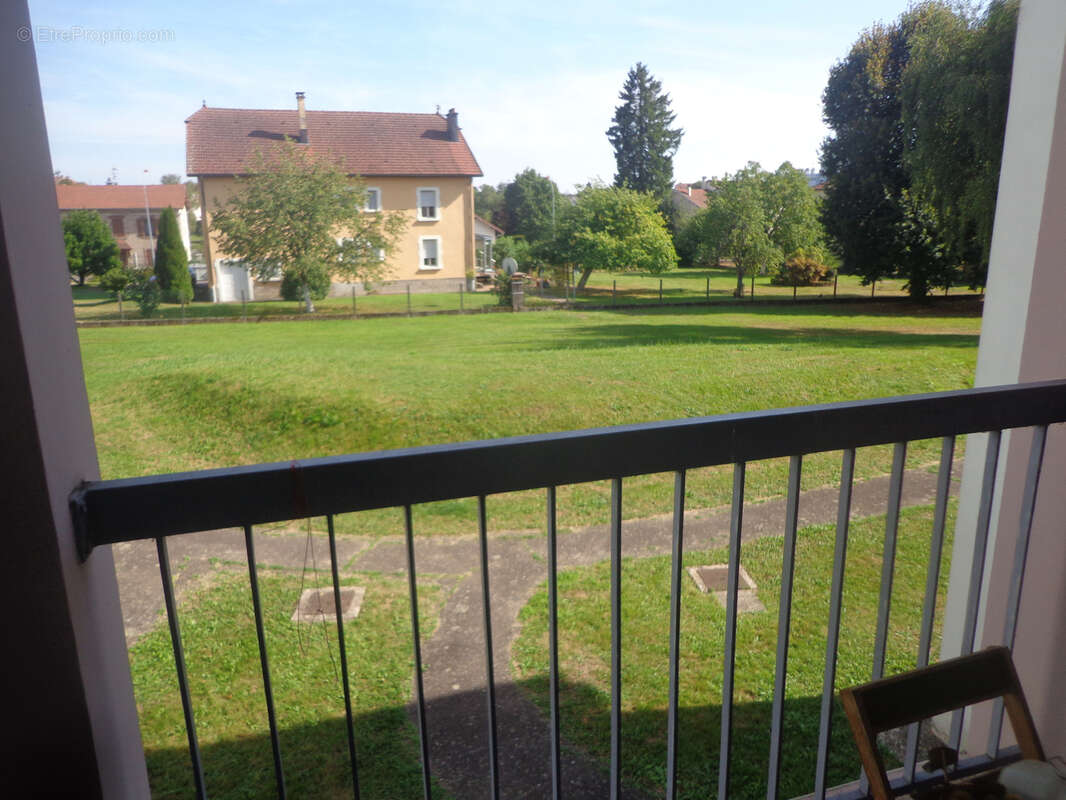 Appartement à LUXEUIL-LES-BAINS