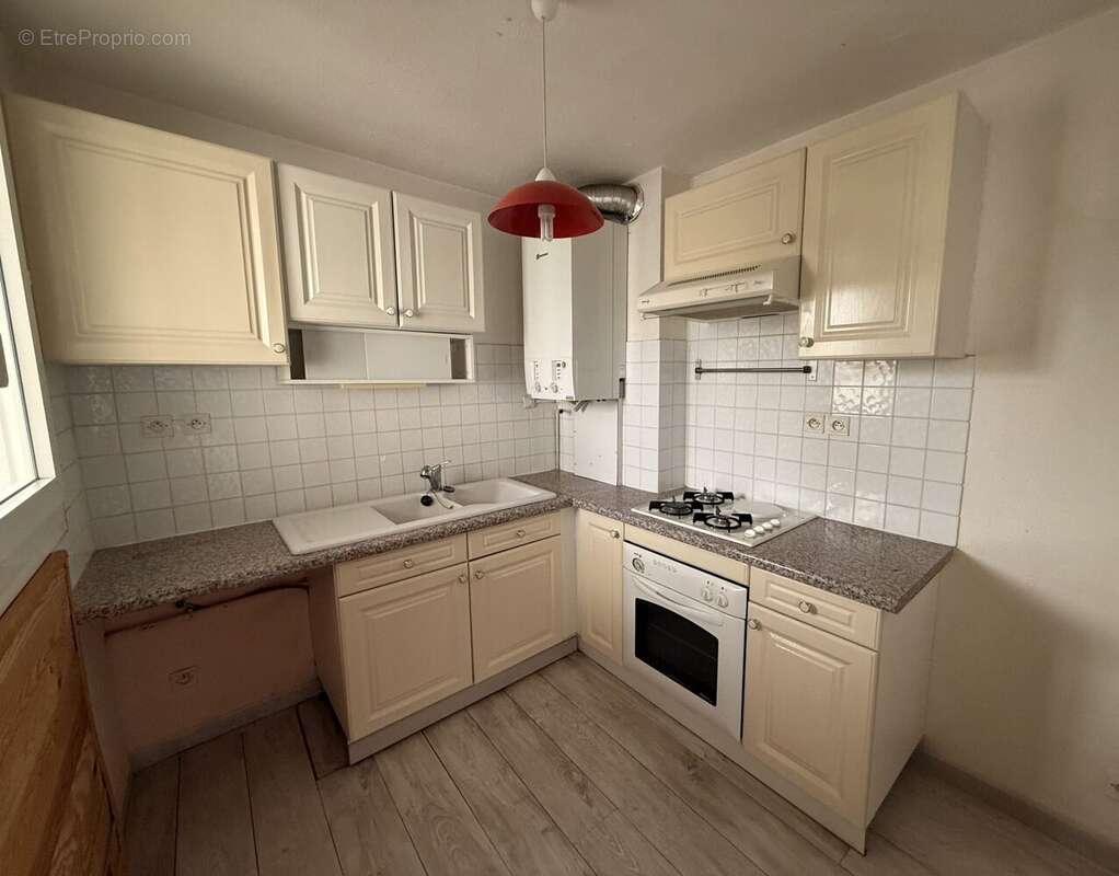 Appartement 54 m² à Bagnols-Sur-Ceze  - photo 4