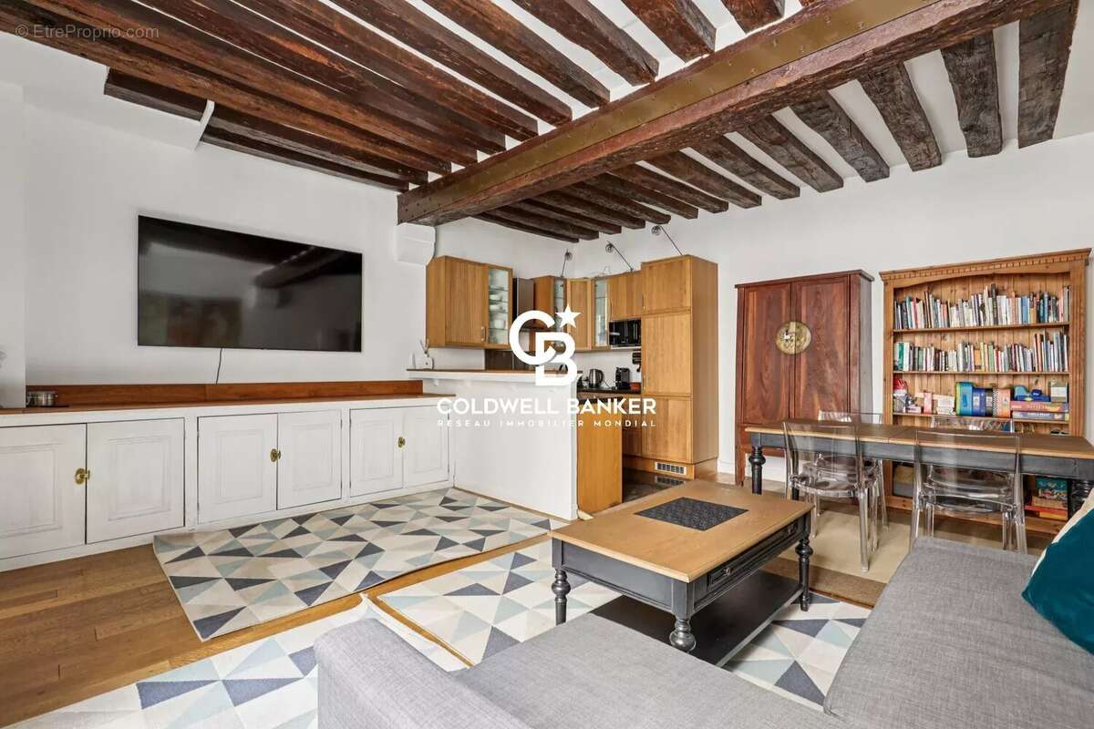 Appartement à PARIS-4E