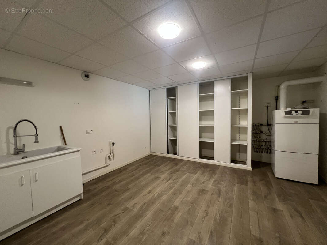 Maison Loft à vendre à Reims, bien atypique avec volumes et cachet - photo 14