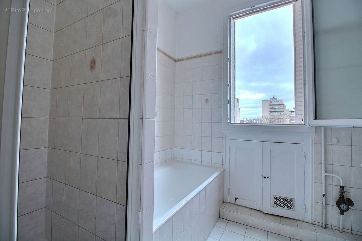 Appartement à COLOMBES