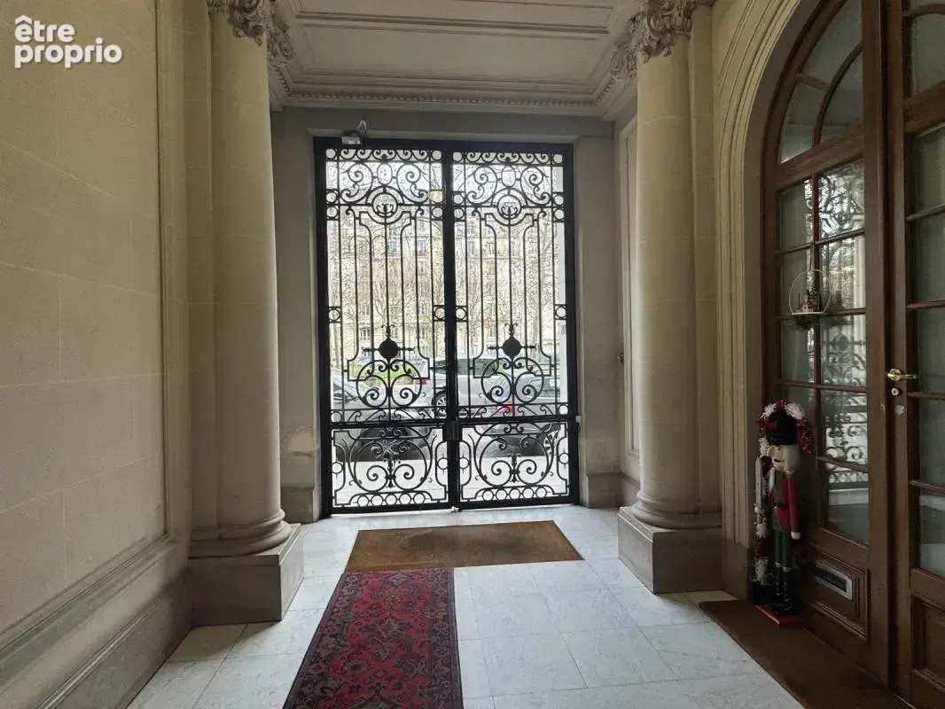 Chambre sous les toits de l'Avenue de Breteuil - photo 2
