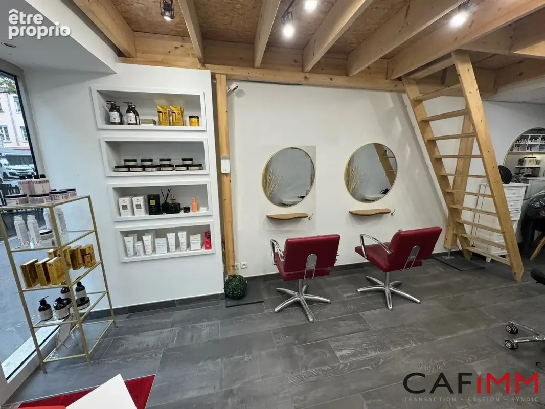 Commerce 41 m² à Lyon-6e  - photo 3