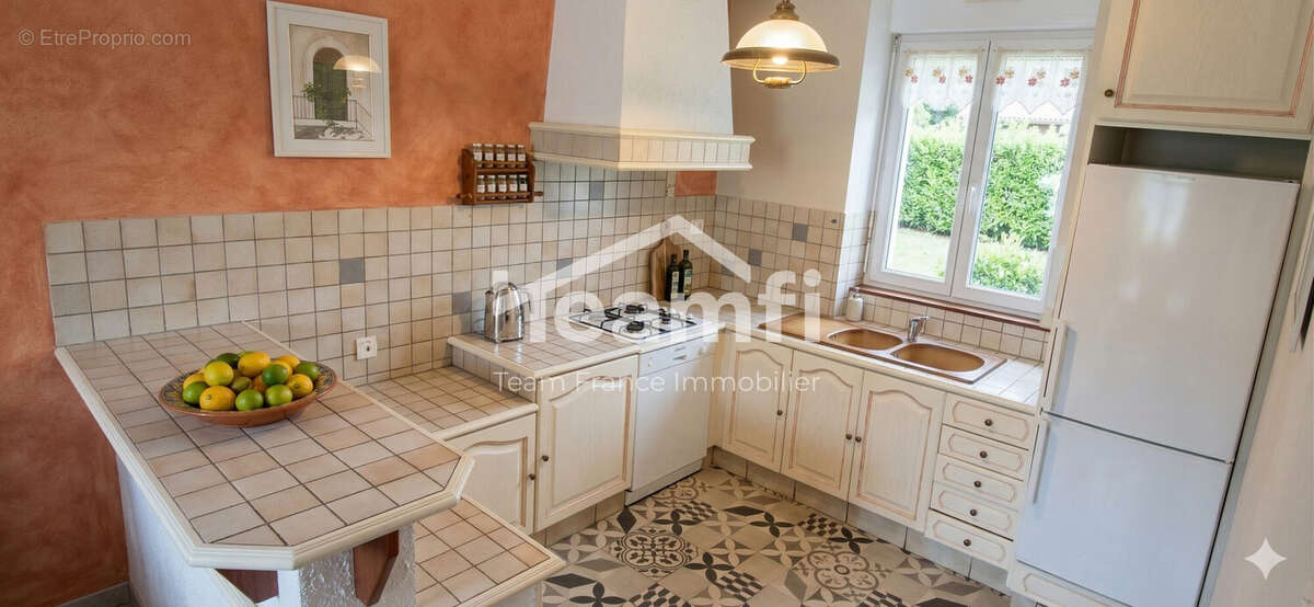 Maison à PLOUGUERNEAU