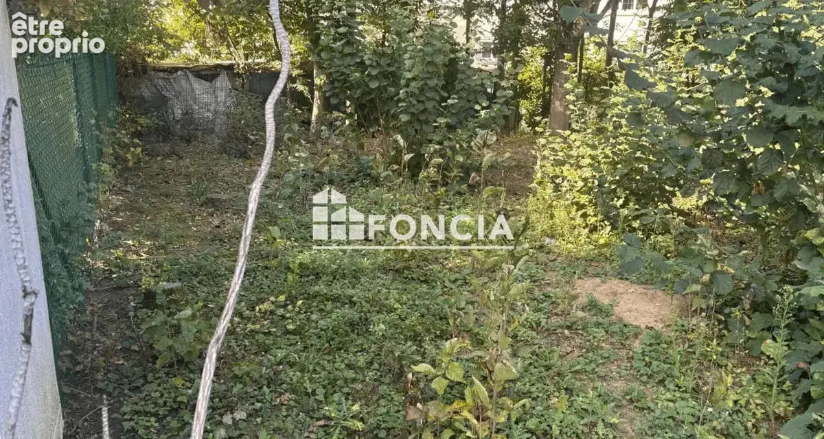 Terrain à bâtir de 587 m² – Libre de toute construction - photo 4