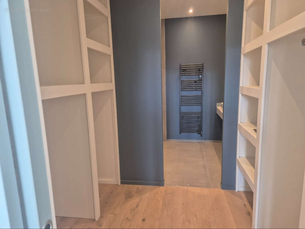 Appartement SETE 3 pièce(s) 139 m2 Centre ville de Sète sur quai avec terrasse - photo 5