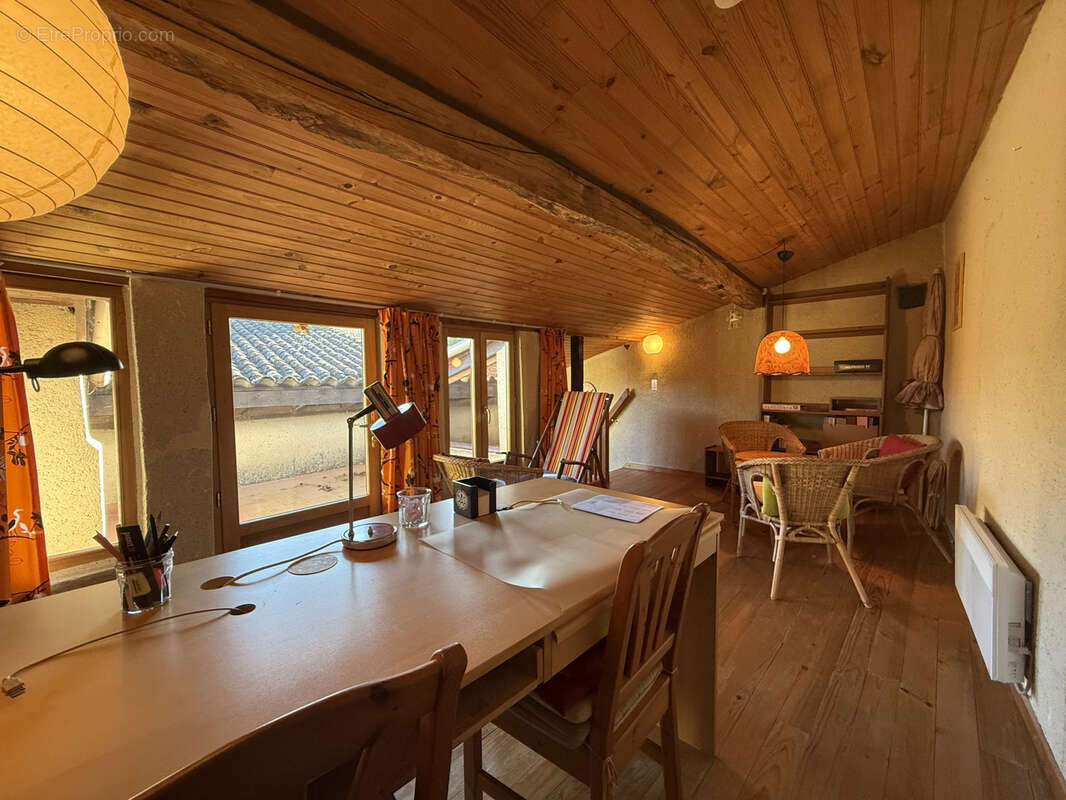 Maison de village avec terrasse de toit à Fourcès - photo 9