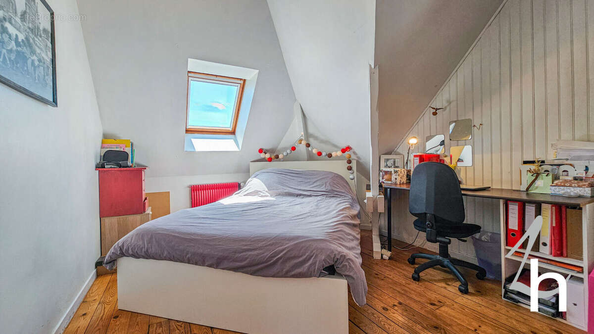 Maison à SAINT-CONTEST