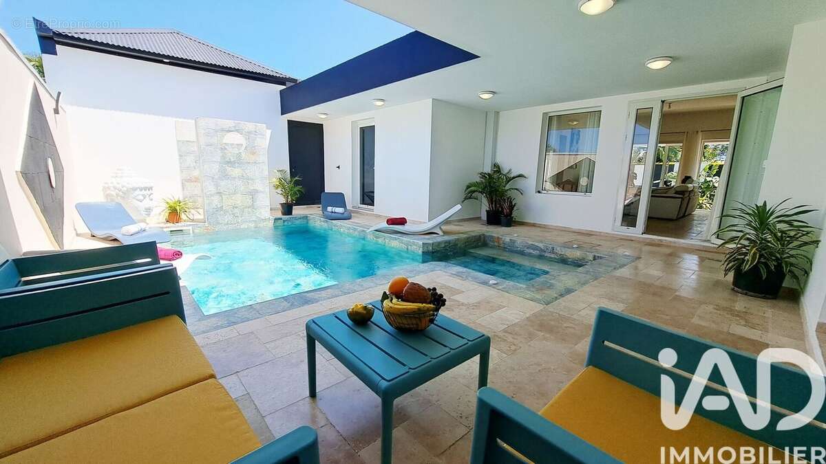 Photo 2 - Maison à LE TAMPON