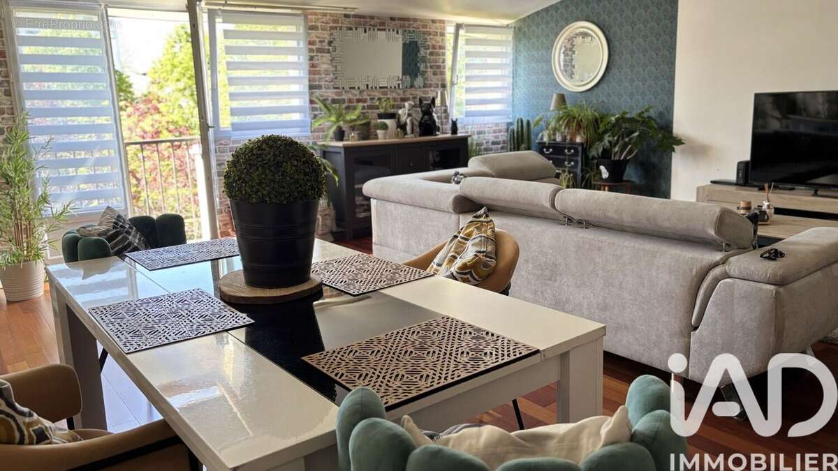 Photo 2 - Appartement à LES ULIS