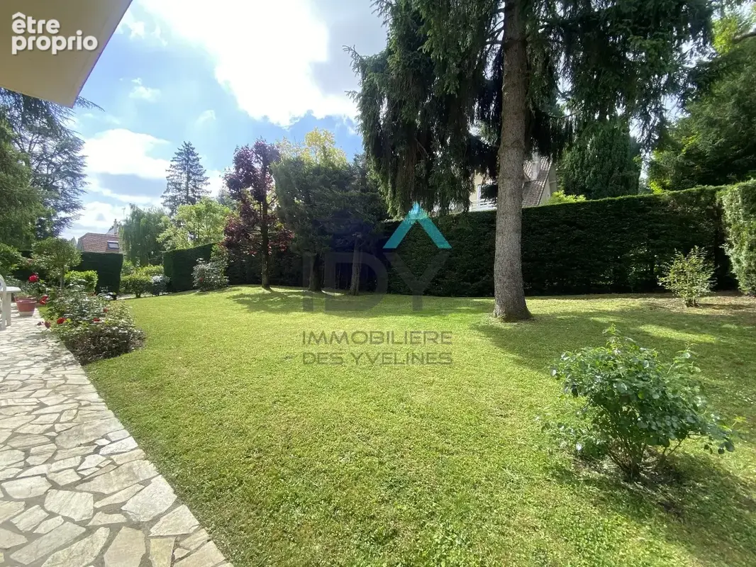 L'Etang La Ville. Maison 9 pièces 273 m² à 10mn à pied de la gare. - photo 20