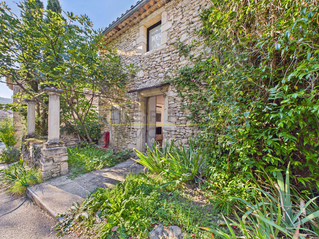 Maison à CHANTEMERLE-LES-GRIGNAN