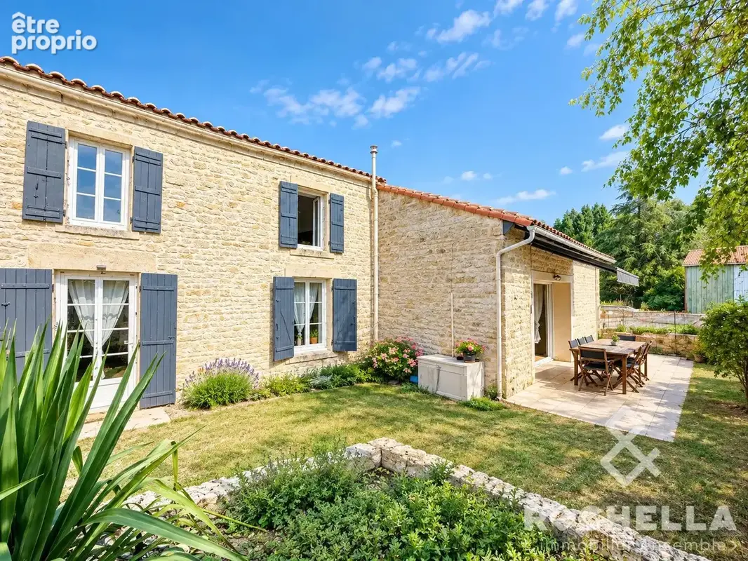 Photo Maison à Saint-Martial au prix de 164 000€