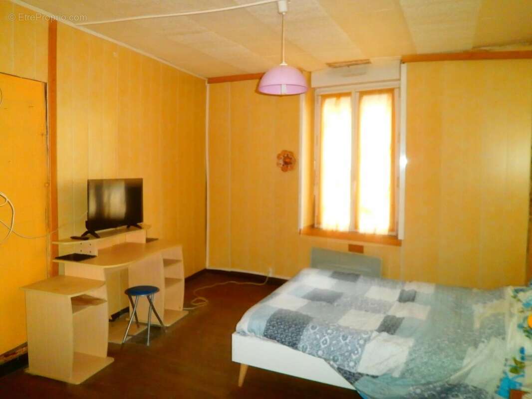 Maison de ville 6 pieces habitable + cave - photo 5