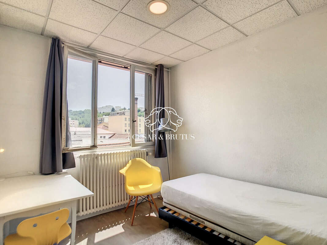 Appartement à LYON-9E