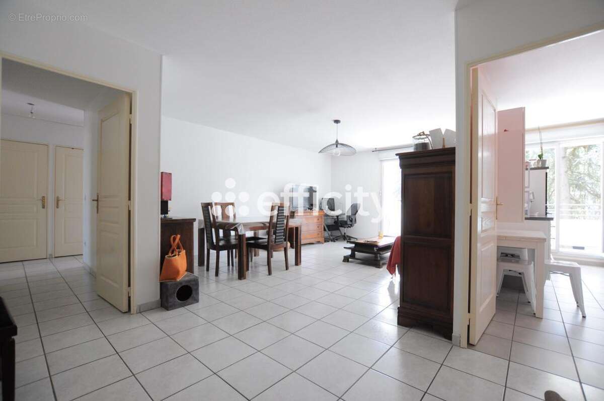 Appartement à FEYZIN