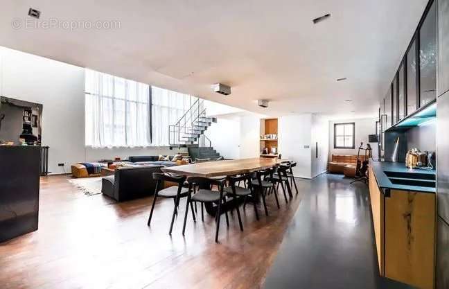 Appartement à PARIS-9E