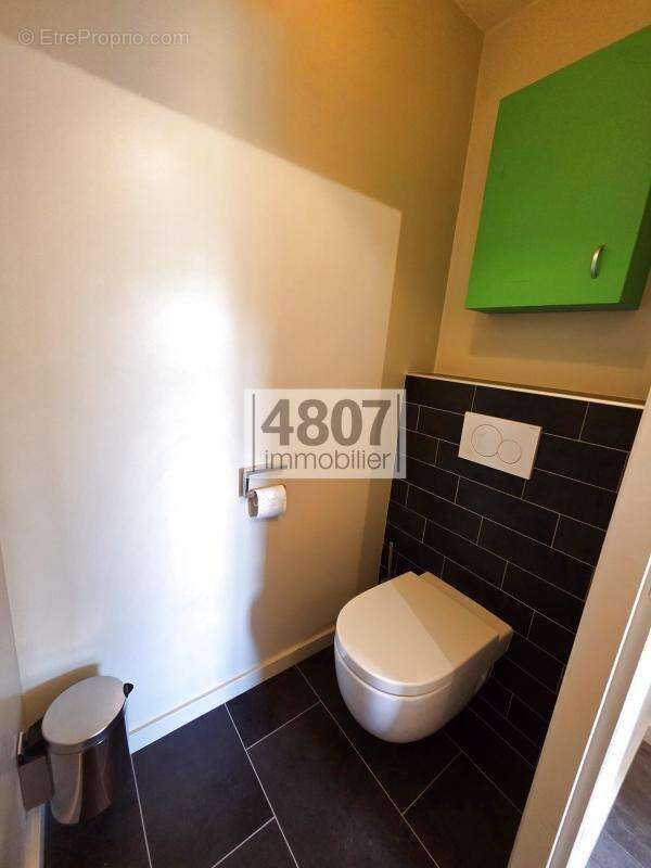 LA MURAZ -  Grand T2 duplex avec garage et balcon - photo 9
