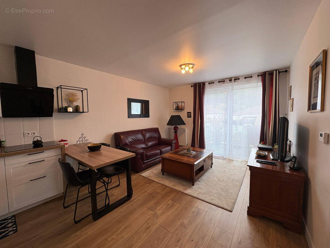 Appartement à MONTLIGNON