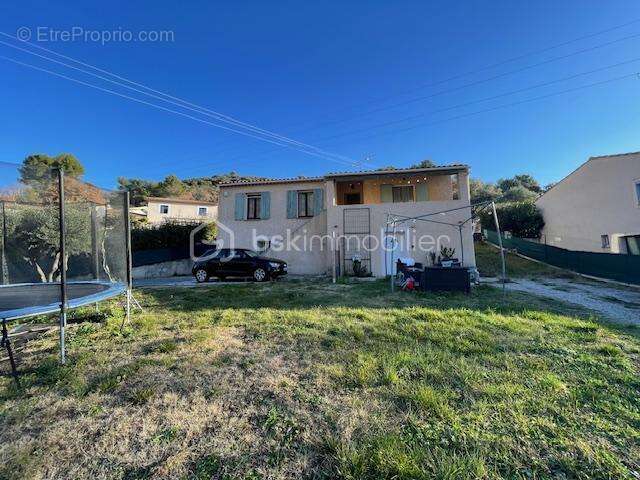 Maison à VILLENEUVE