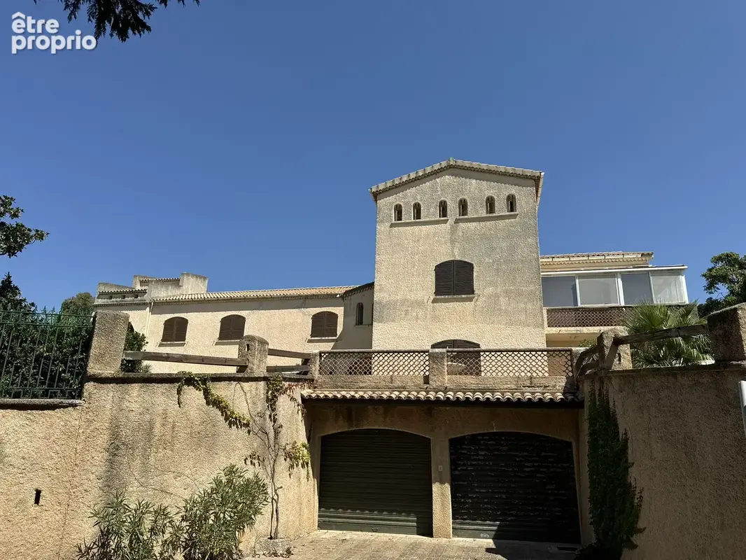 Ghisonaccia   maison de caractère avec fort potentiel   terrain de 2 705 m2   piscine intérieure - photo 18