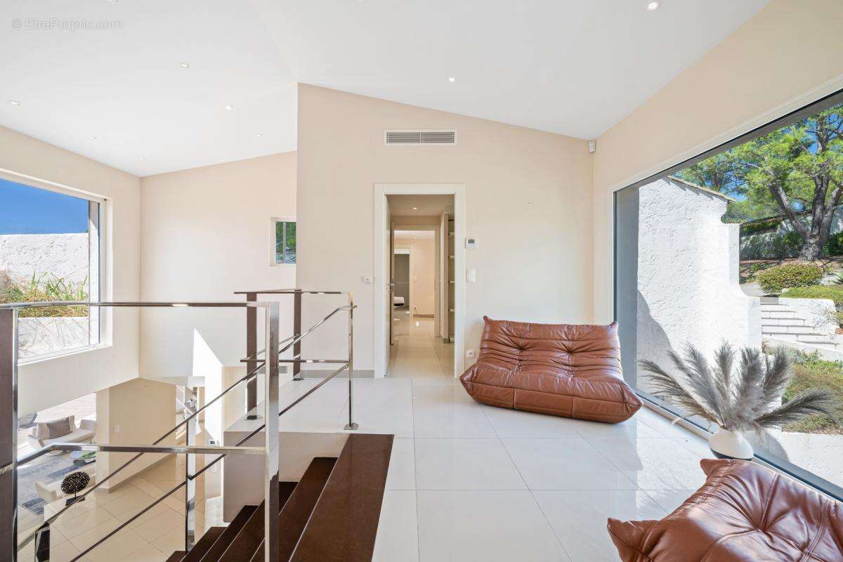 Maison à MOUANS-SARTOUX