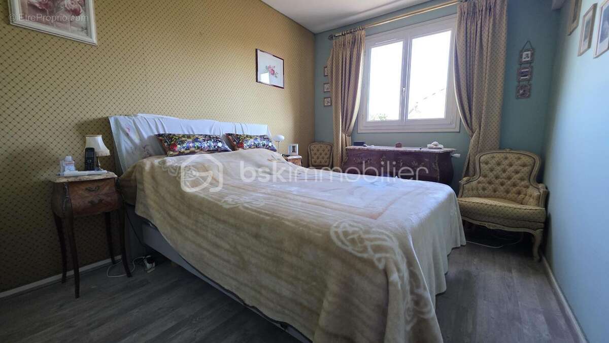 Maison à SAINT-GERMAIN-LES-CORBEIL