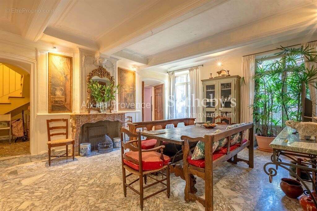 Appartement à AIX-EN-PROVENCE