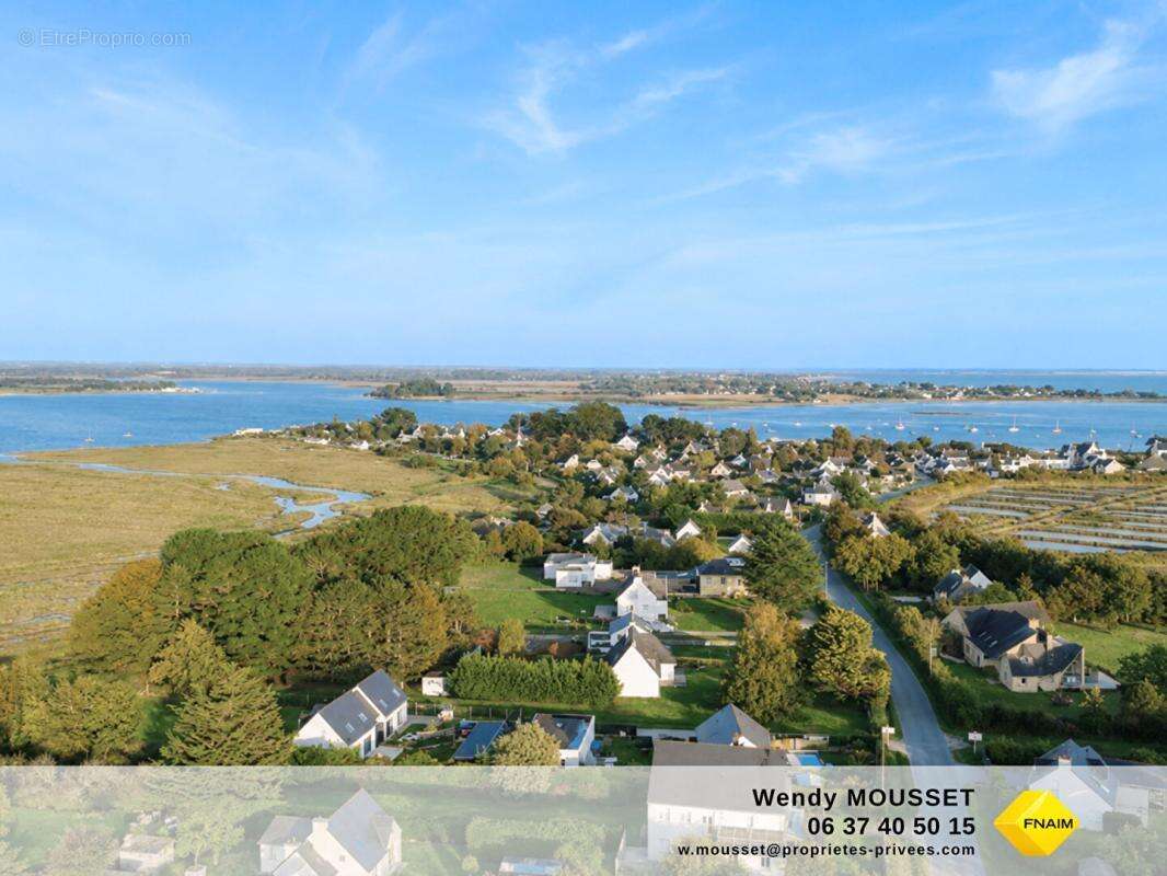 Grand terrain constructible de 1200 m² à 3 minutes de la plage et commerces - photo 2