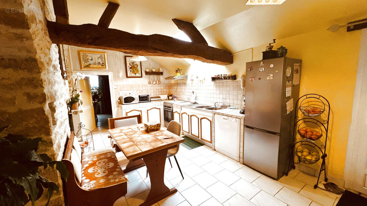 Appartement à ANNAY-LA-COTE