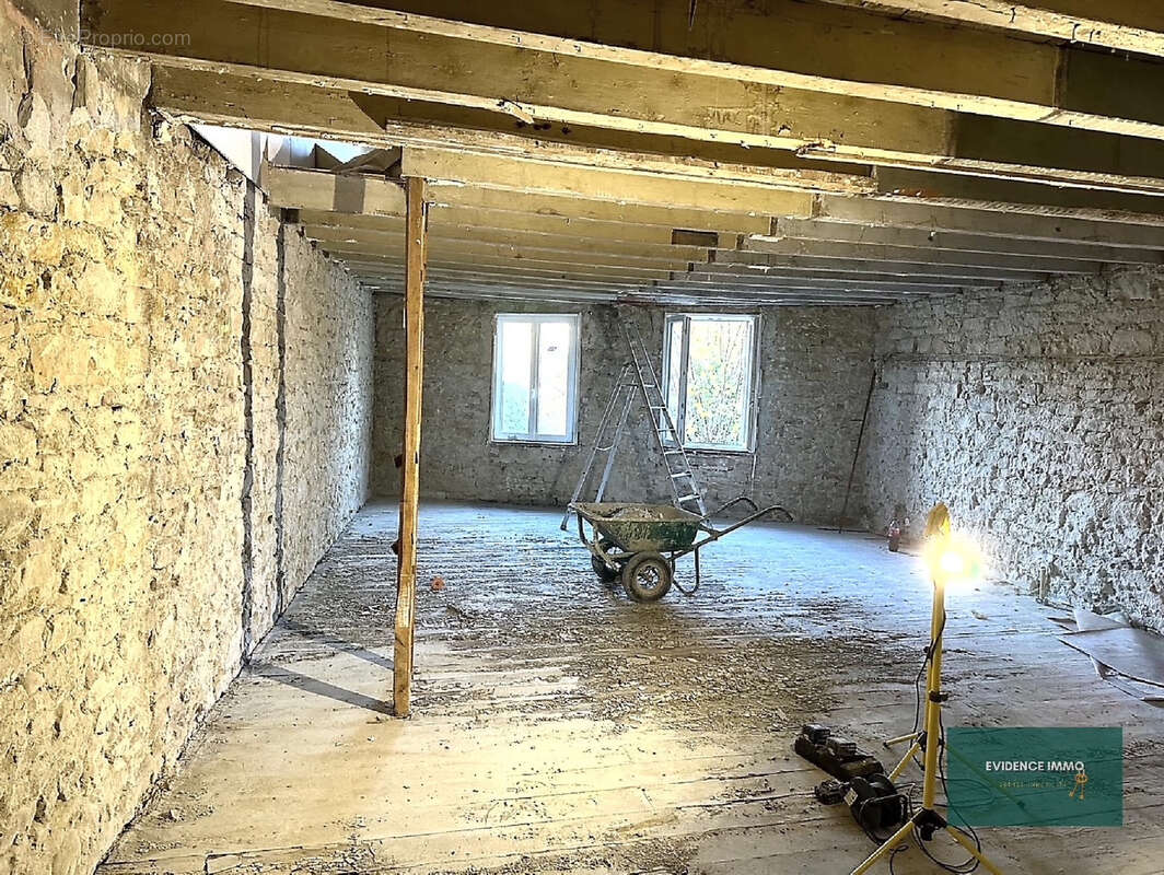 Appartement à BOURGOIN-JALLIEU