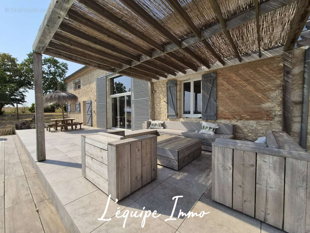 Maison de caractère entièrement rénovée - Piscine - Vue Pyrénées - - photo 18